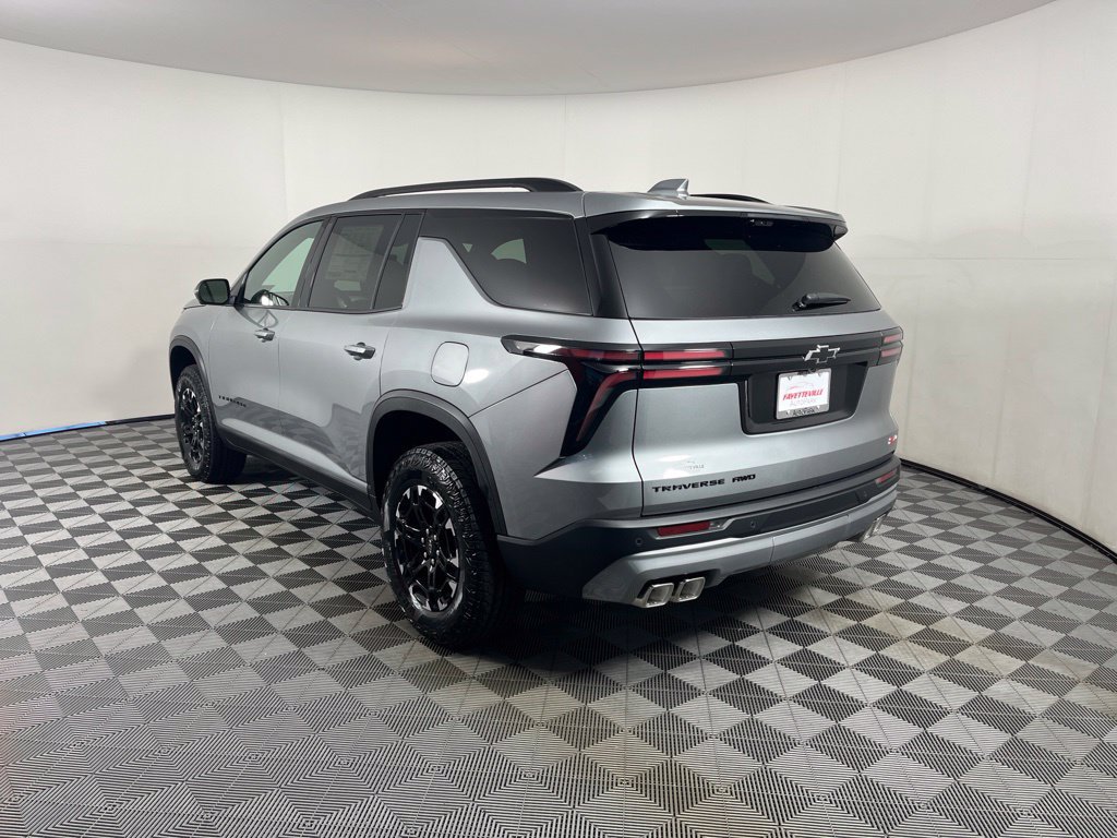 2027 Chevrolet Traverse Z71 - Photo 3