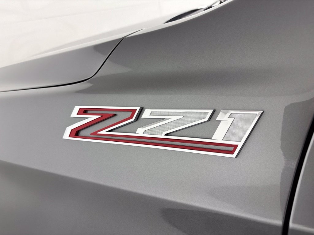 2027 Chevrolet Tahoe Z71 - Photo 26