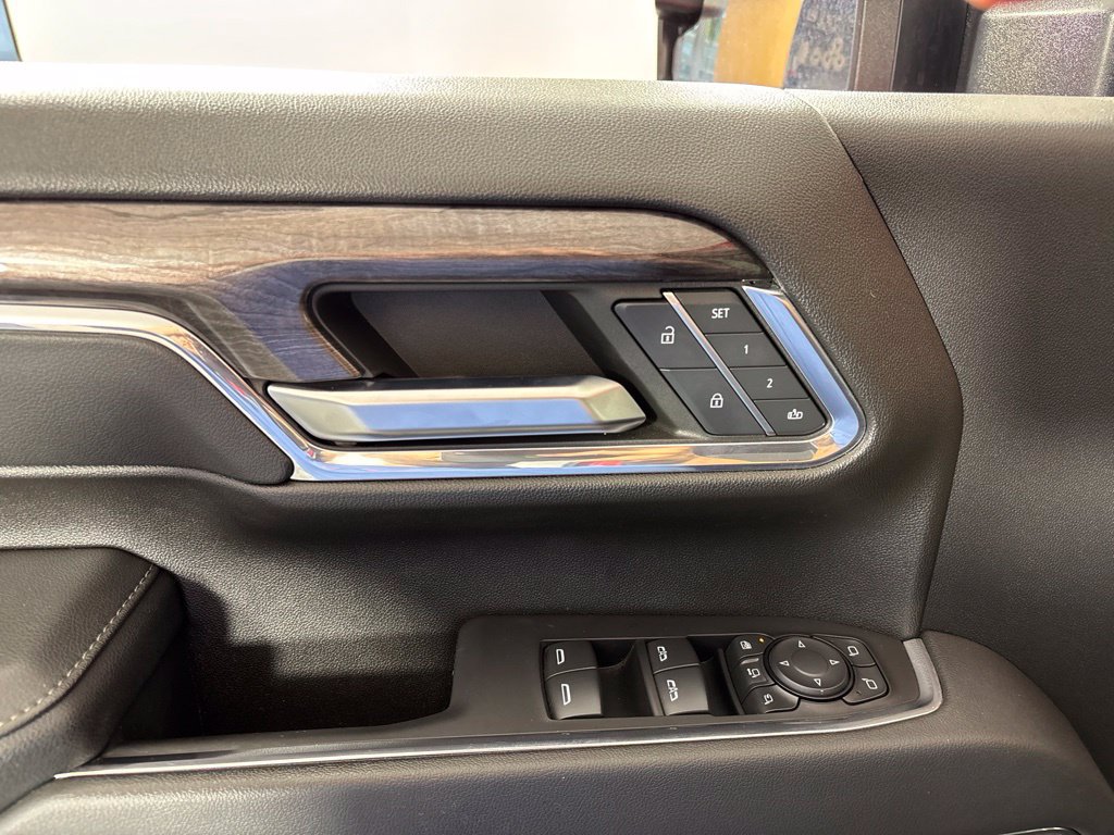 2024 Chevrolet Silverado 3500HD LTZ - Photo 27