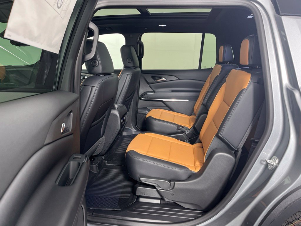 2027 Chevrolet Traverse Z71 - Photo 28