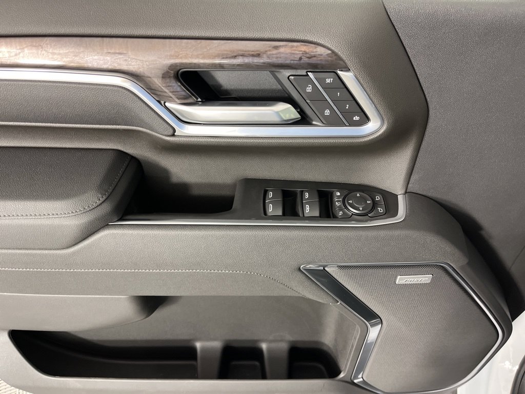 2026 Chevrolet Silverado 2500 HD LTZ - Photo 31