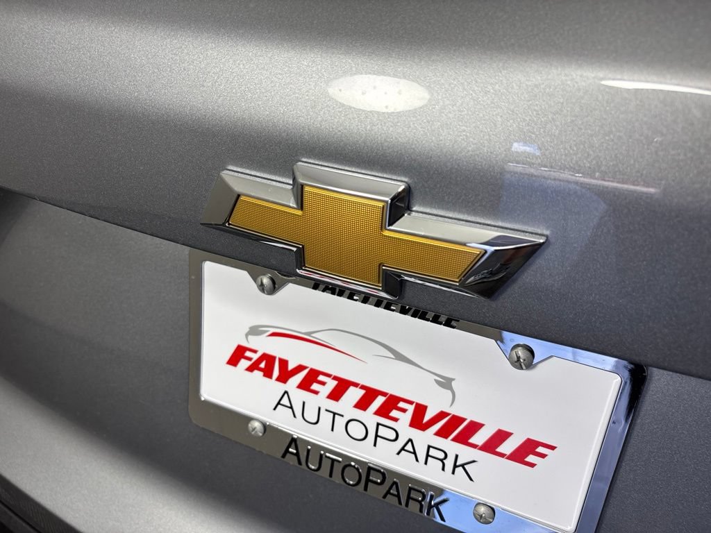 2027 Chevrolet Equinox LT - Photo 22