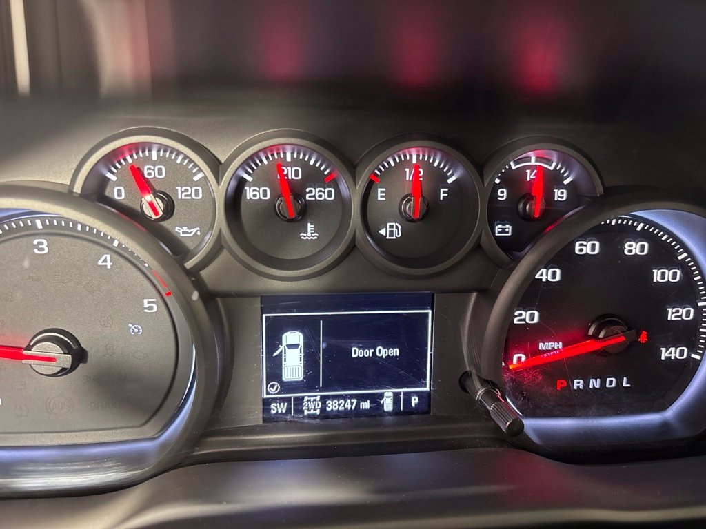 2023 Chevrolet Silverado 2500HD Custom - Photo 31
