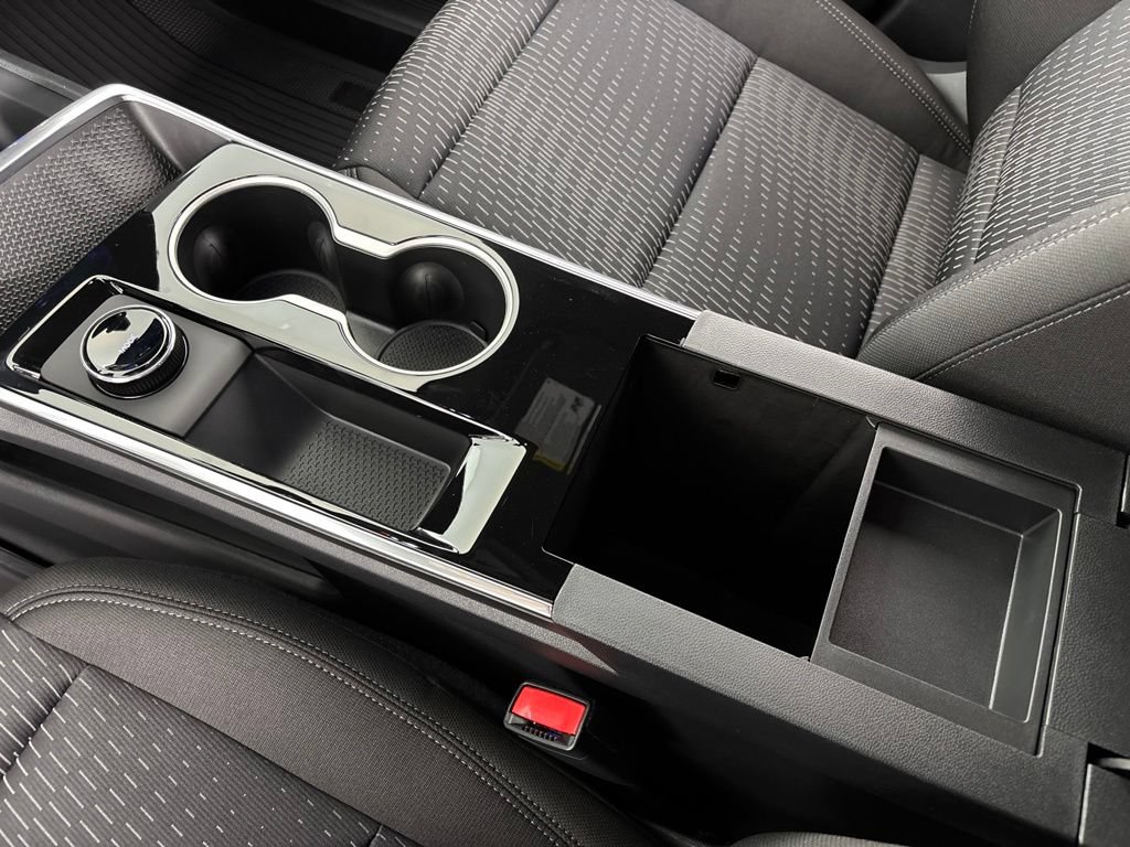 2027 Chevrolet Equinox LT - Photo 35