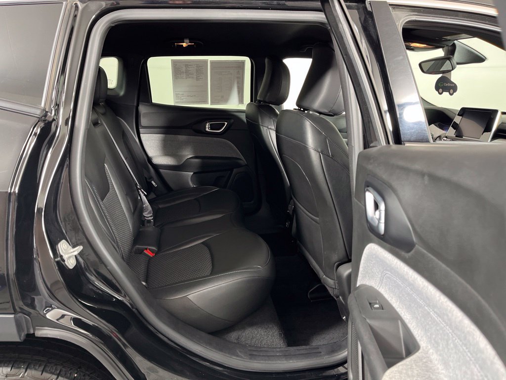 2025 Jeep Compass Latitude - Photo 19