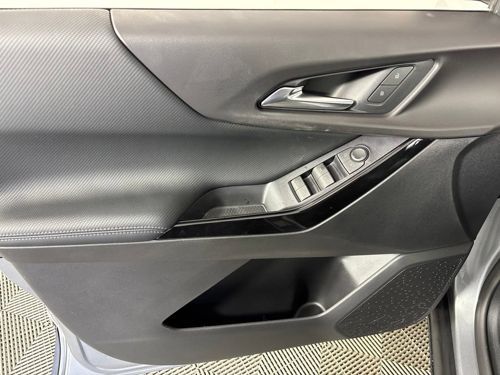 2027 Chevrolet Equinox LT - Photo 26