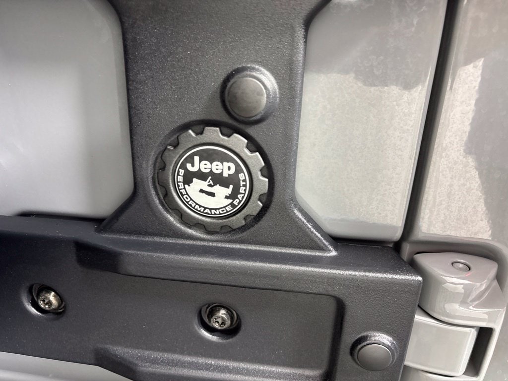 2021 Jeep Wrangler Unlimited Rubicon 392 - Photo 17