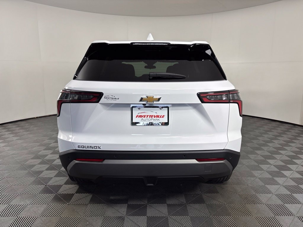 New 2027 Chevrolet Equinox LT SUV