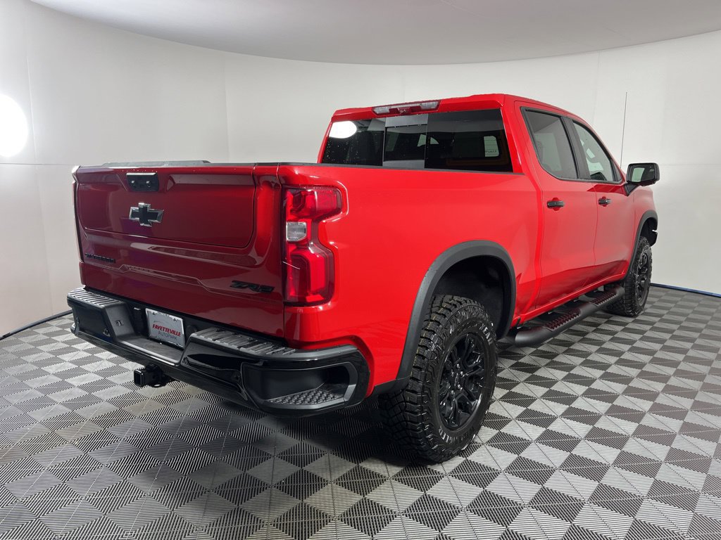 2026 Chevrolet Silverado 1500 ZR2 - Photo 9