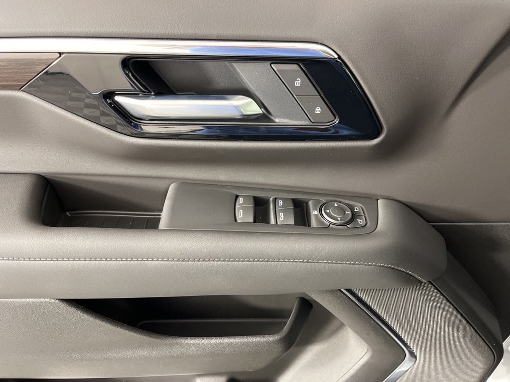 2026 Chevrolet Tahoe LS - Photo 27