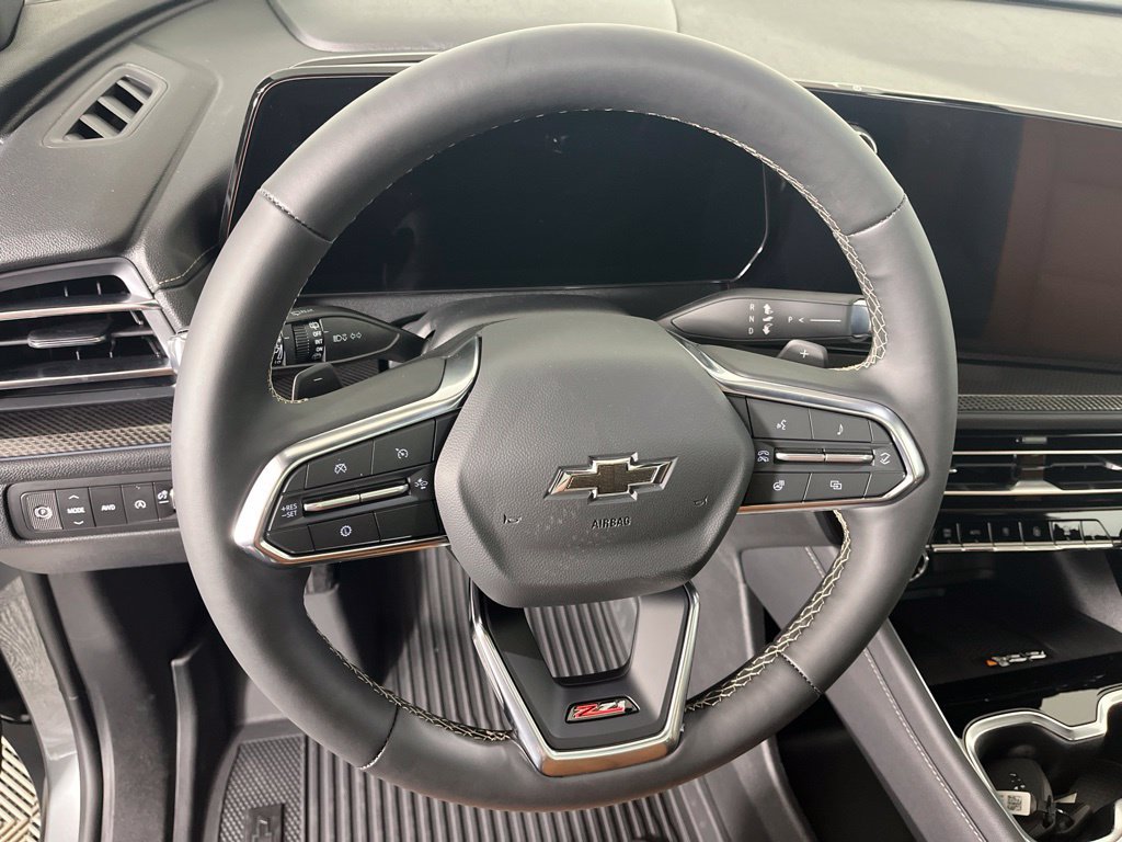 2027 Chevrolet Traverse Z71 - Photo 34
