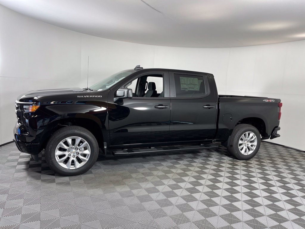 New 2026 Chevrolet Silverado 1500 Custom Truck