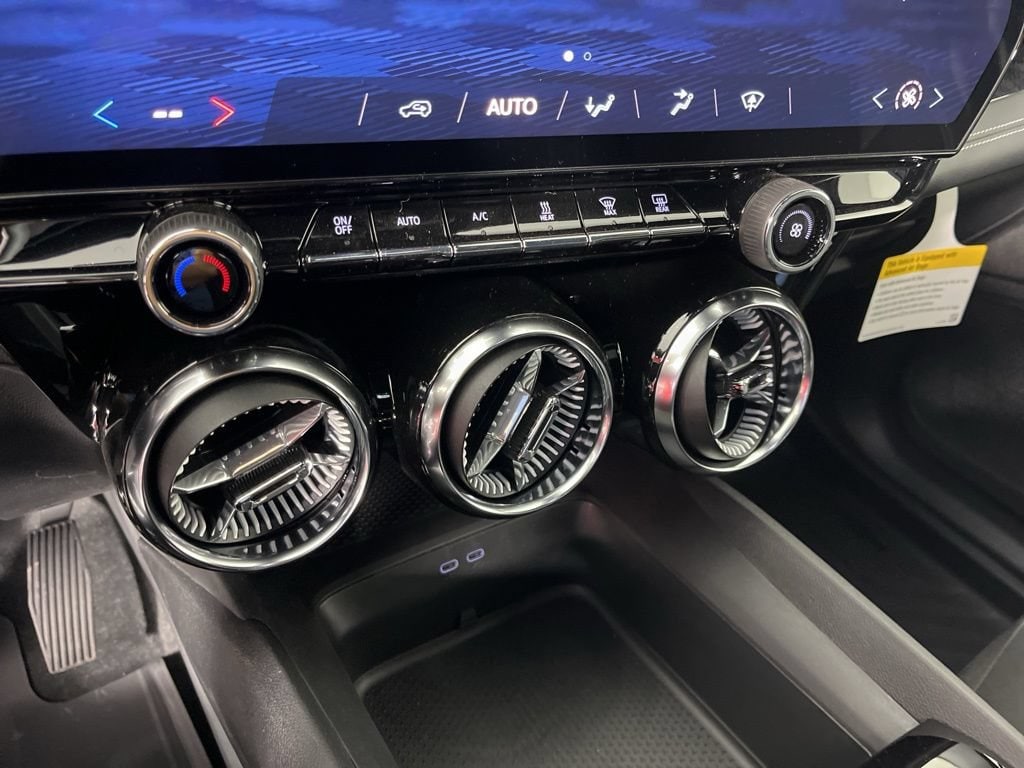 2026 Chevrolet Blazer EV LT - Photo 31