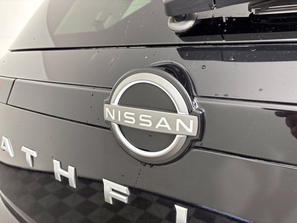 2023 Nissan Pathfinder Platinum - Photo 16
