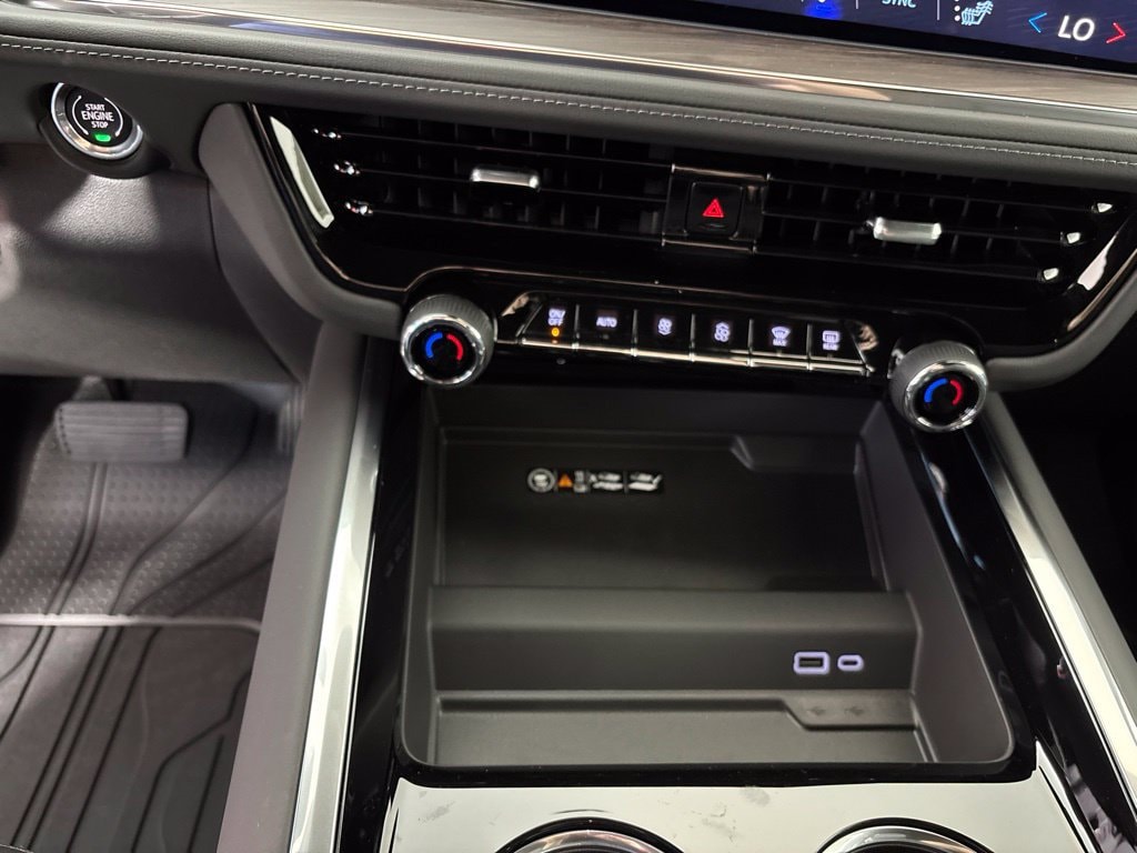 2027 Chevrolet Tahoe Z71 - Photo 38