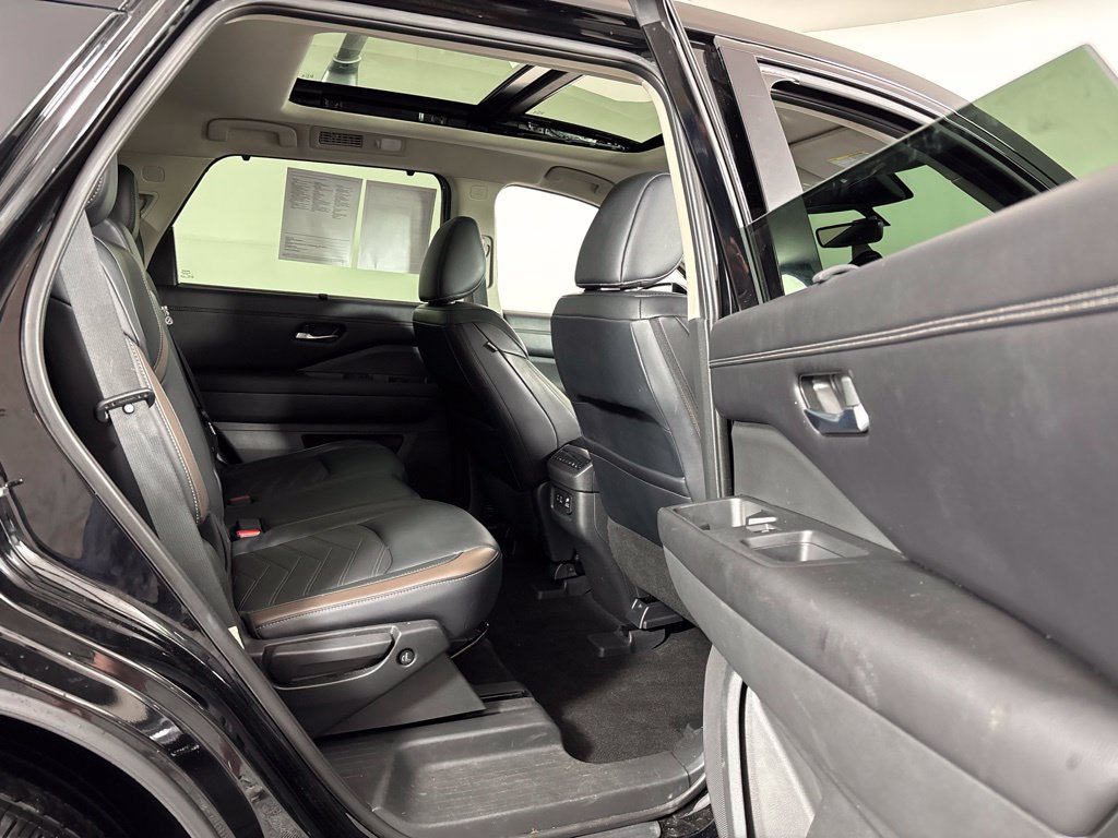 2023 Nissan Pathfinder Platinum - Photo 9