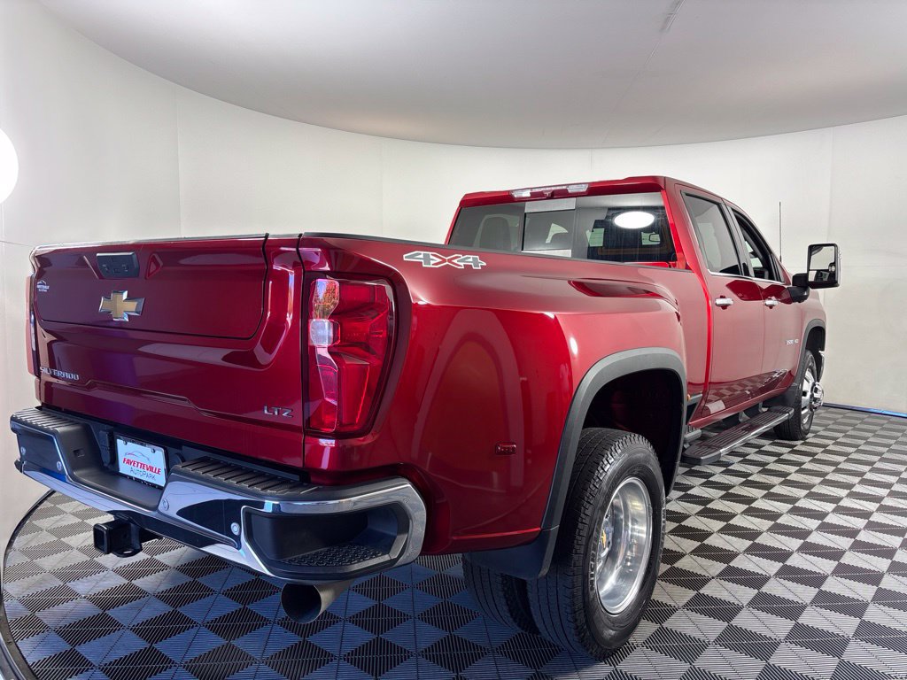 2024 Chevrolet Silverado 3500HD LTZ - Photo 12