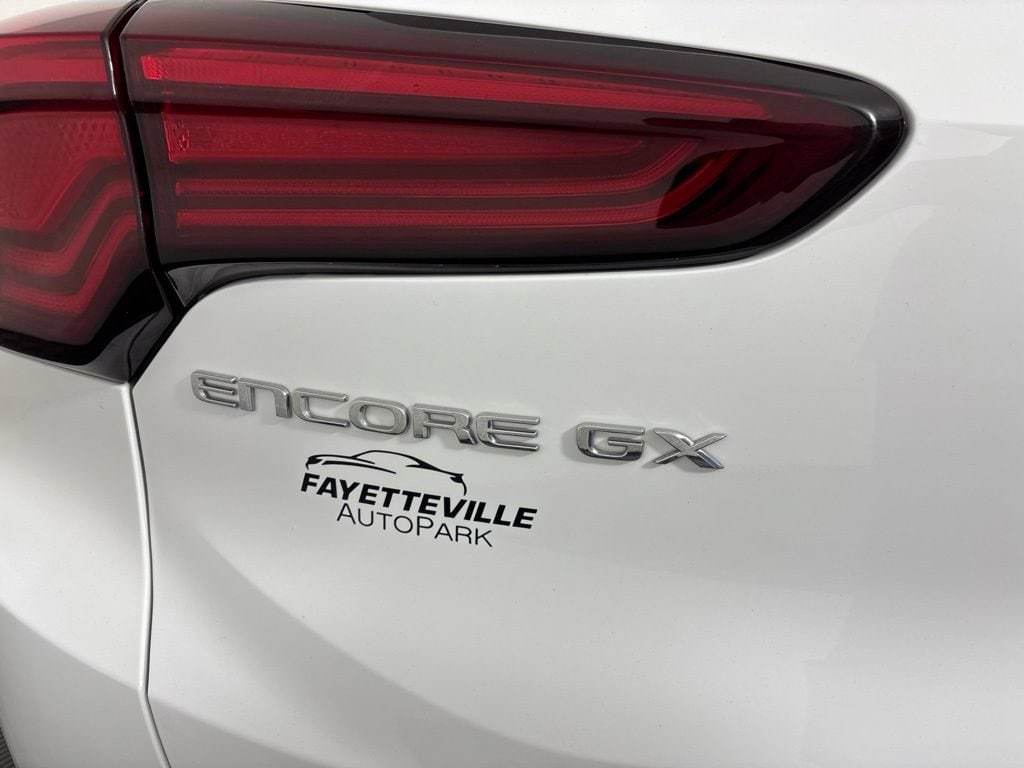 2024 Buick Encore GX Sport Touring - Photo 19