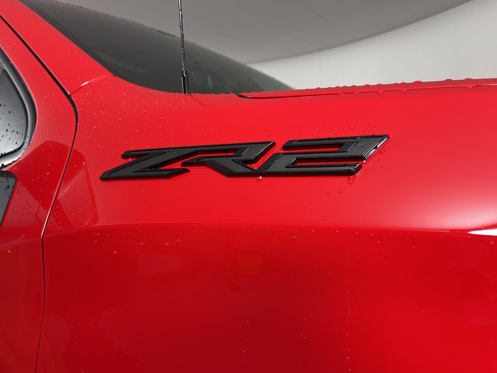 2026 Chevrolet Silverado 1500 ZR2 - Photo 4