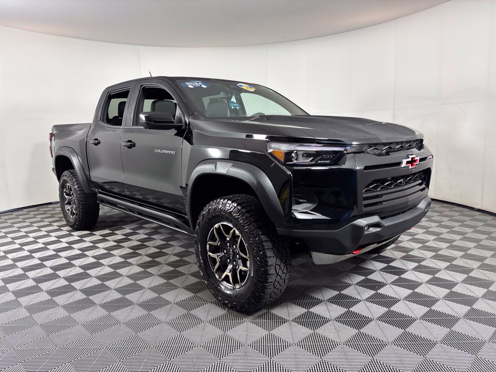 2024 Chevrolet Colorado ZR2 - Photo 19