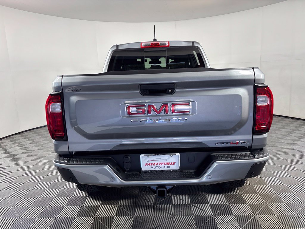 2026 GMC Canyon AT4X - Photo 8