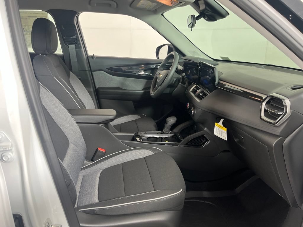 2026 Chevrolet Trailblazer LS - Photo 8