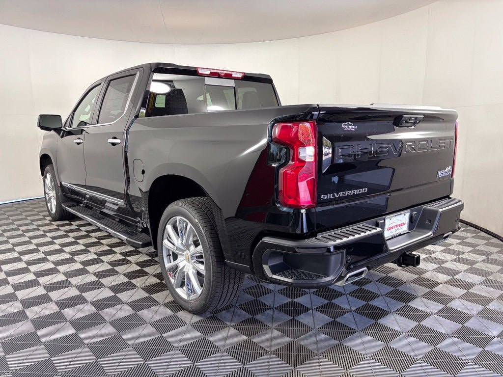 New 2026 Chevrolet Silverado 1500 High Country Truck