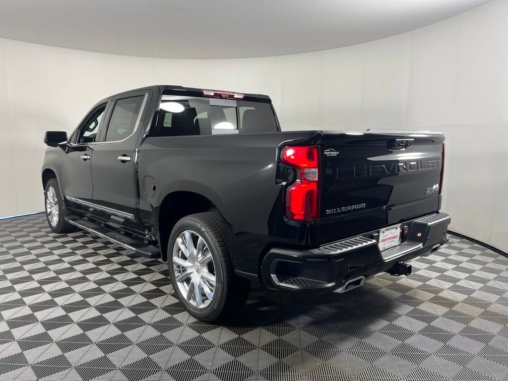 New 2026 Chevrolet Silverado 1500 High Country Truck