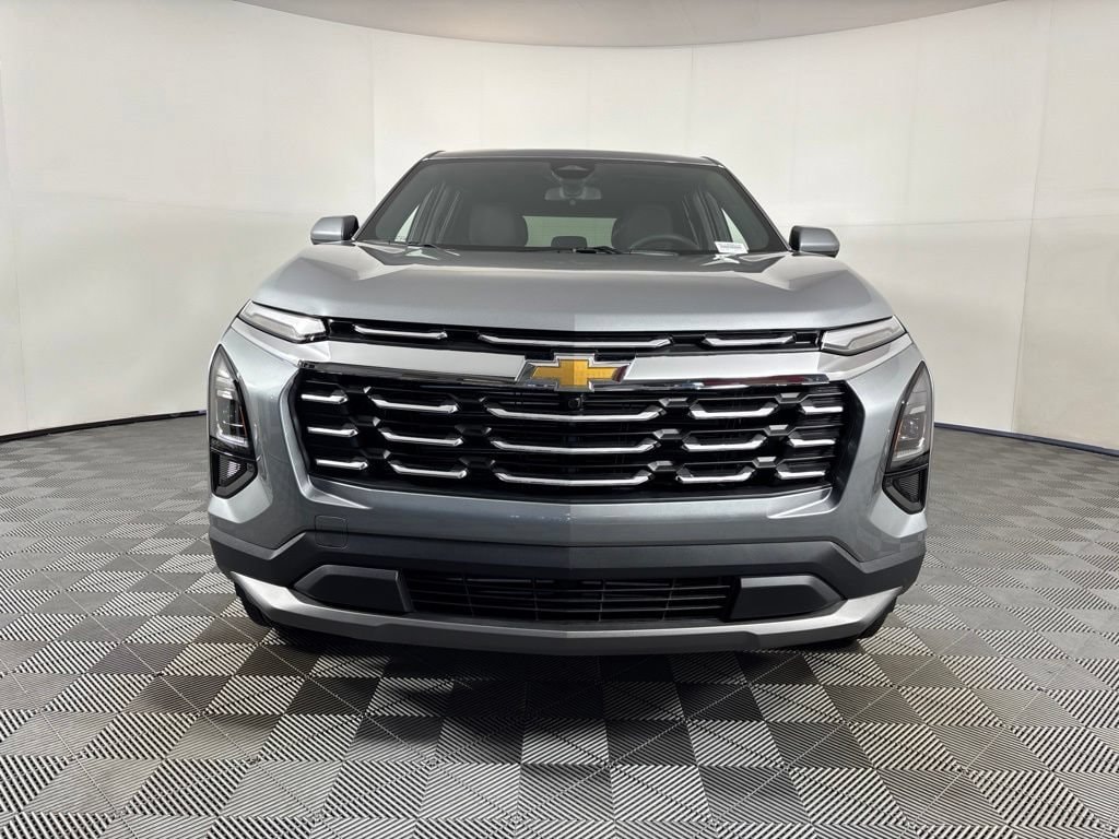 2027 Chevrolet Equinox LT - Photo 7