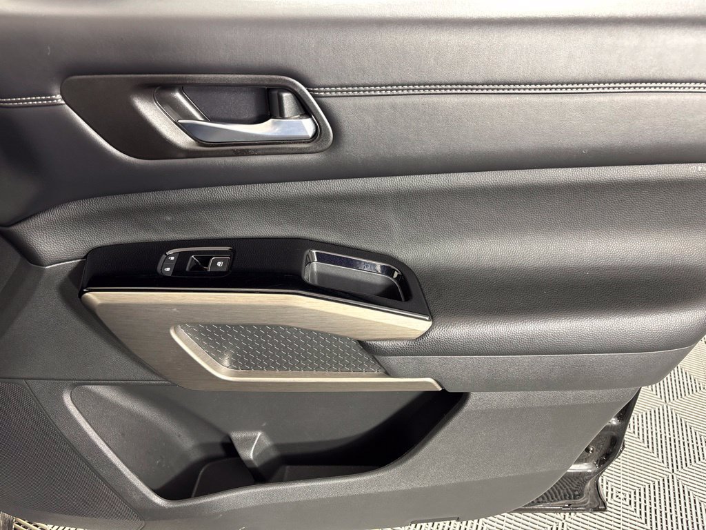 2023 Nissan Pathfinder Platinum - Photo 25