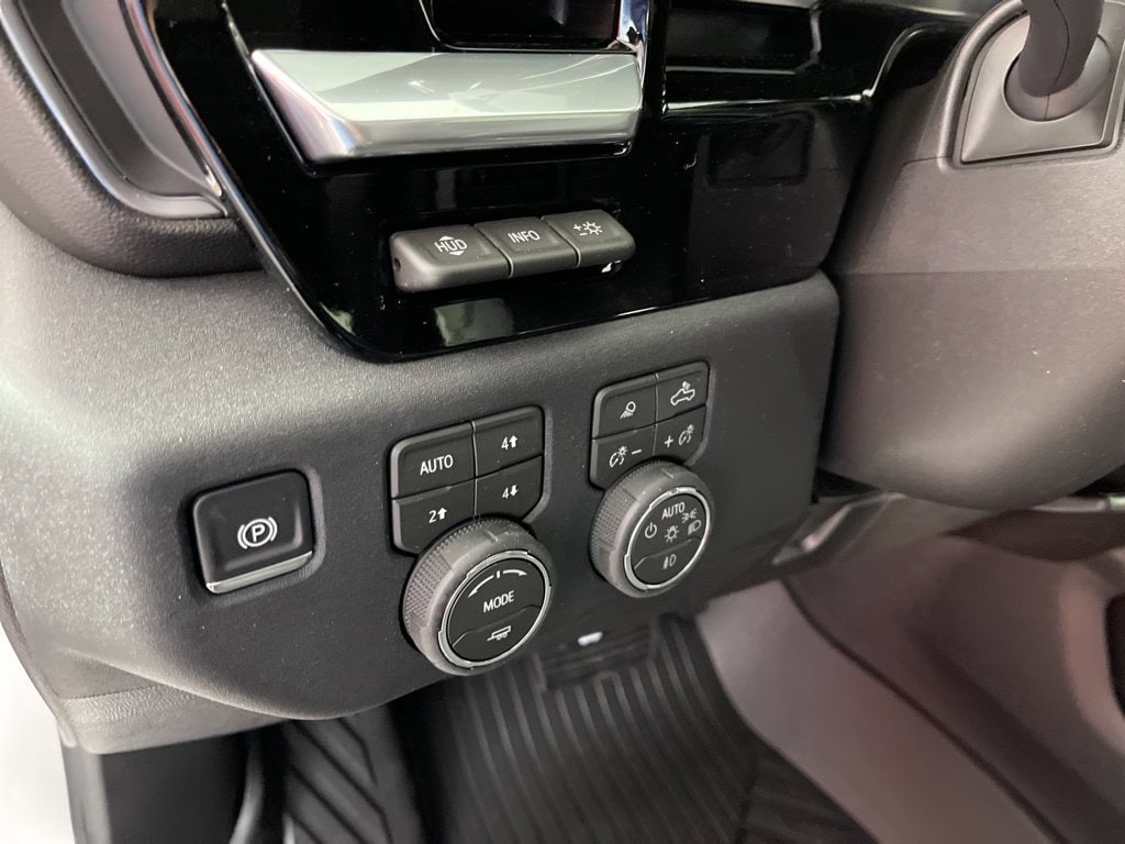 2026 Chevrolet Silverado 2500 HD LTZ - Photo 32
