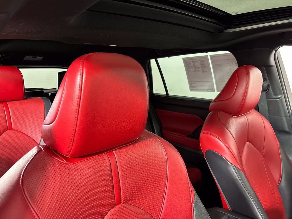 2021 Toyota Highlander XSE - Photo 17