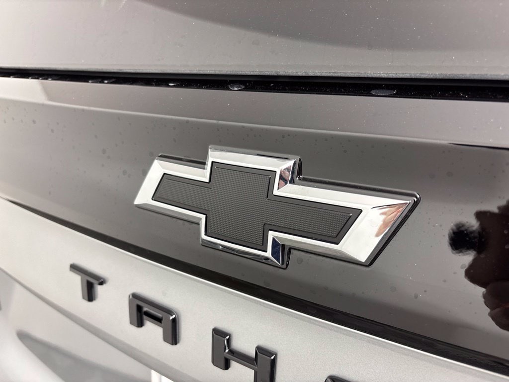 2027 Chevrolet Tahoe Z71 - Photo 24