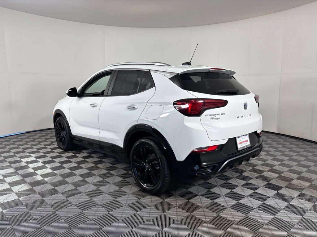 2024 Buick Encore GX Sport Touring - Photo 3