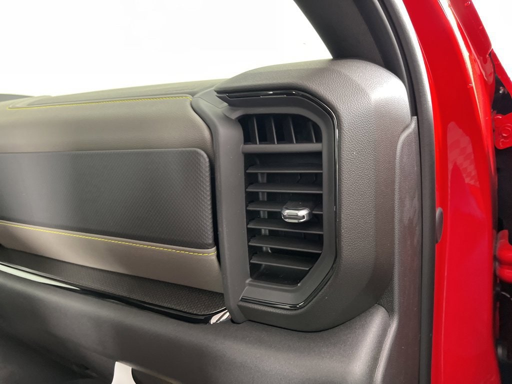 2026 Chevrolet Silverado 1500 ZR2 - Photo 14