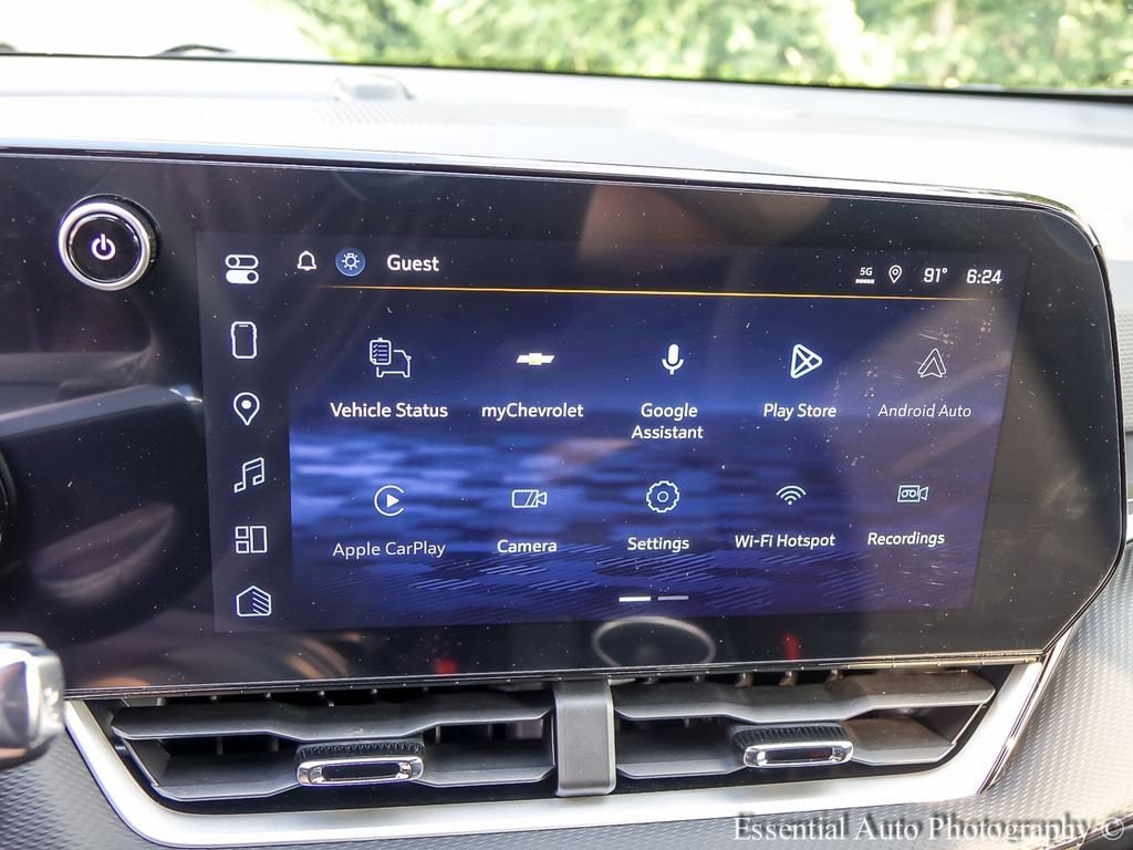 2027 Chevrolet Equinox LT - Photo 16