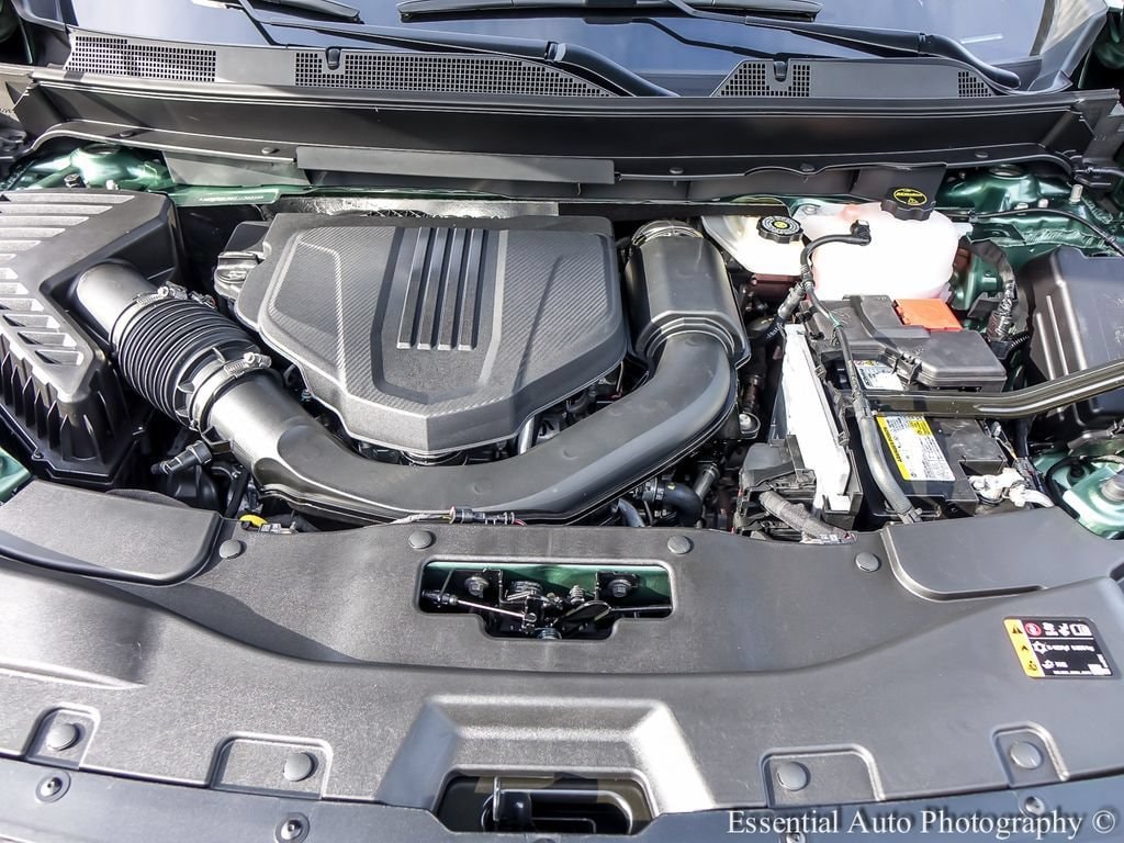 2027 Chevrolet Traverse LT - Photo 11