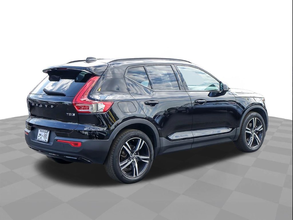 2021 Volvo XC40 R-Design - Photo 9