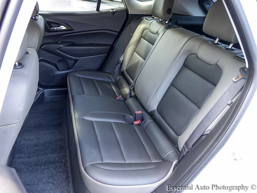 2025 Chevrolet Trax Activ - Photo 13