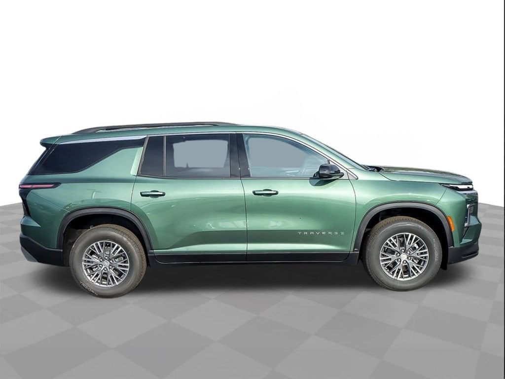2027 Chevrolet Traverse LT - Photo 10