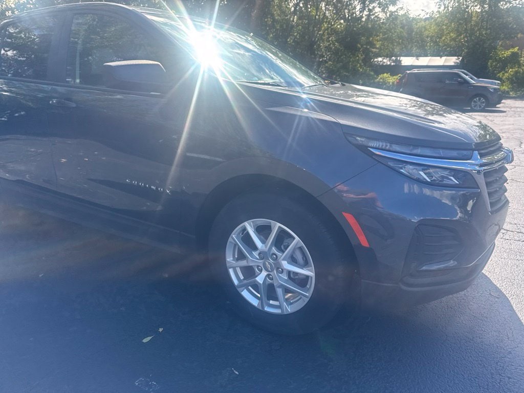 Used 2022 Chevrolet Equinox LS SUV