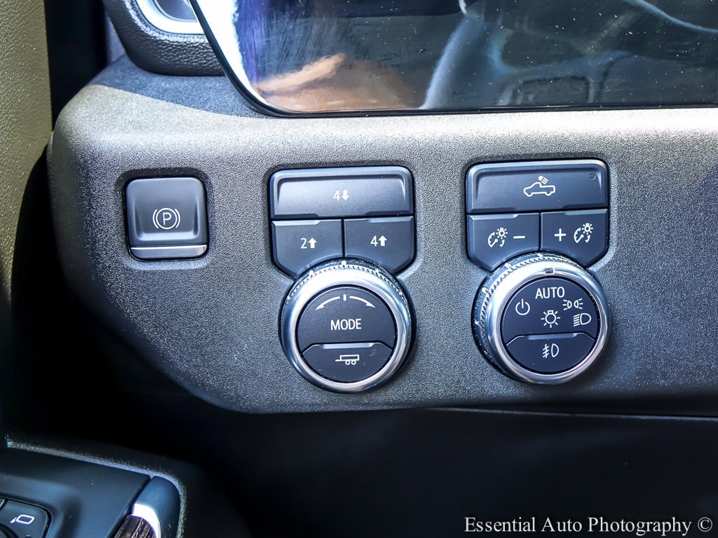2024 GMC Sierra 3500HD SLE - Photo 15