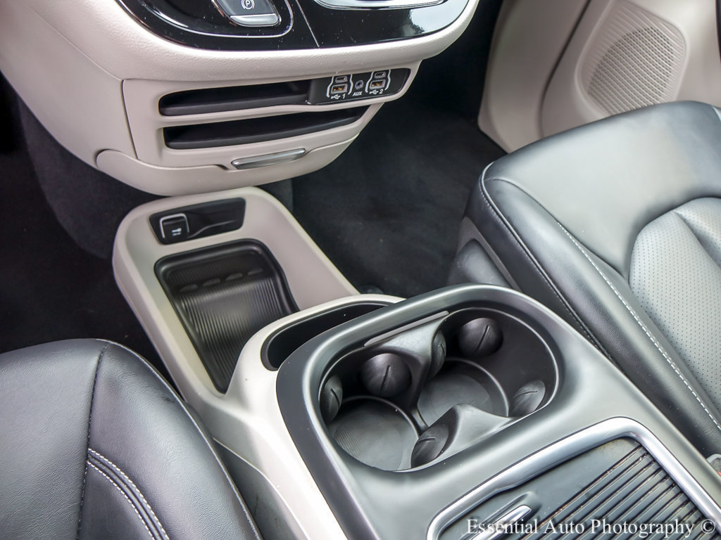 2024 Chrysler Pacifica Touring L - Photo 20