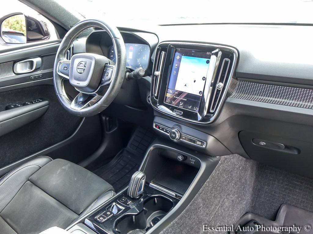2021 Volvo XC40 R-Design - Photo 27