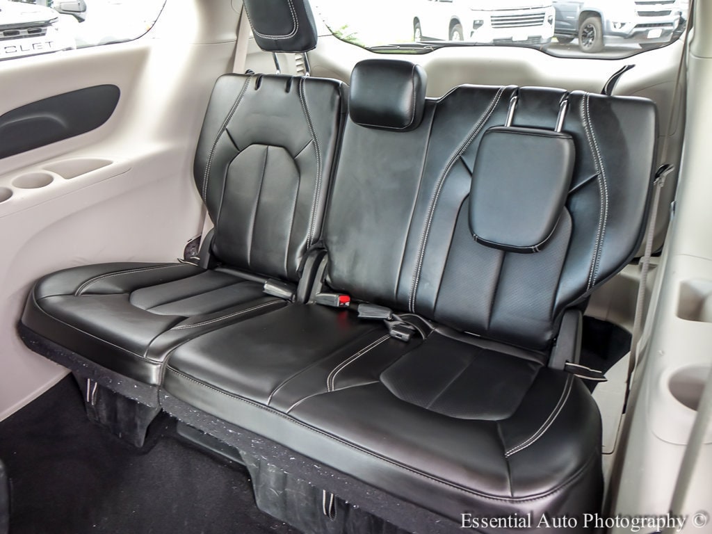 2024 Chrysler Pacifica Touring L - Photo 14