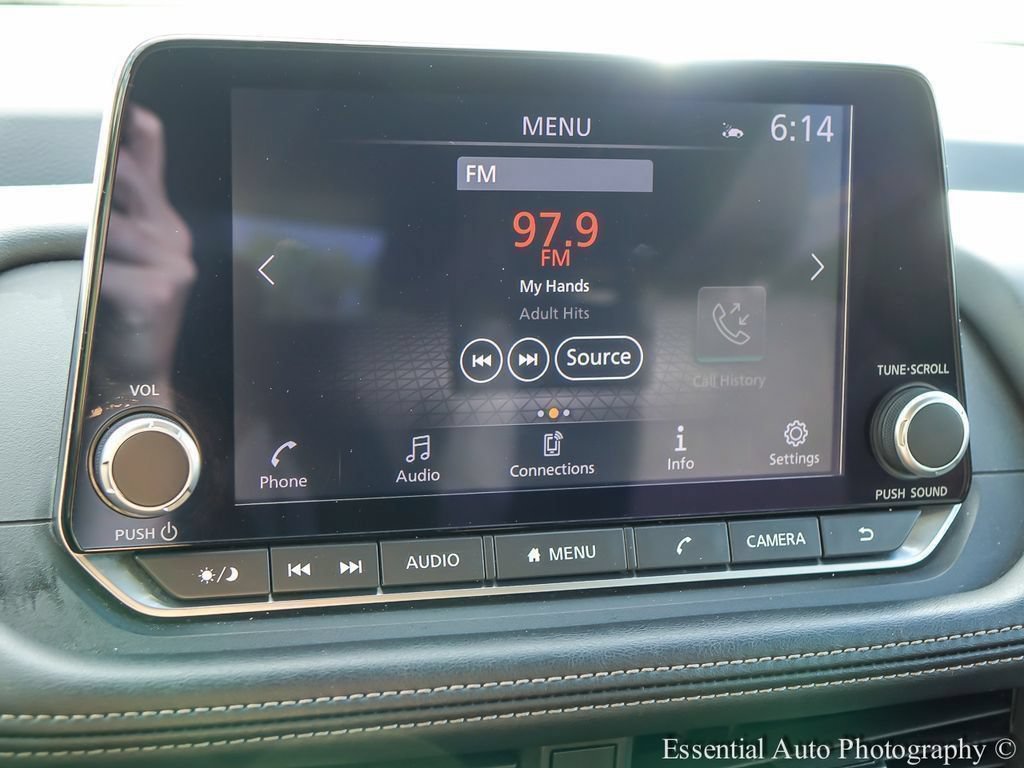 2024 Nissan Rogue SV - Photo 16