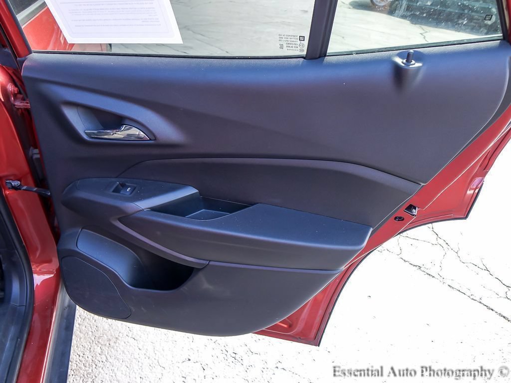 2024 Chevrolet Trax RS - Photo 24