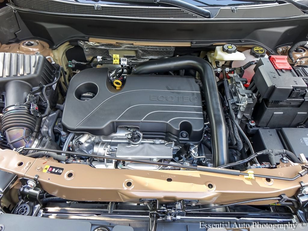 2027 Chevrolet Equinox LT - Photo 11