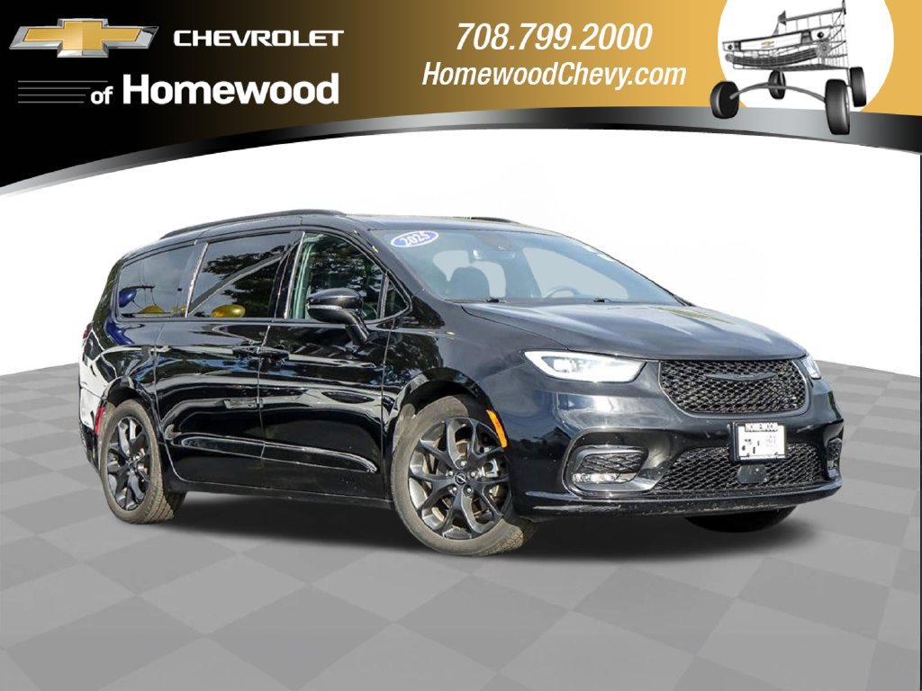 Used 2025 Chrysler Pacifica Limited Van Passenger Van