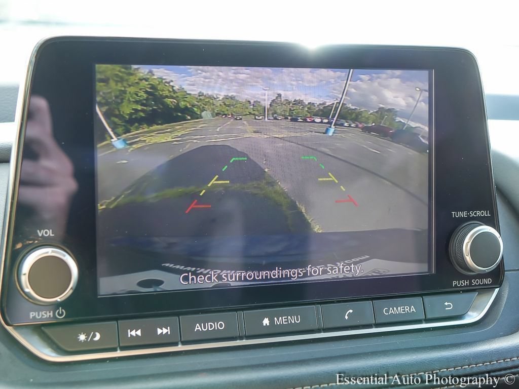 2024 Nissan Rogue SV - Photo 17